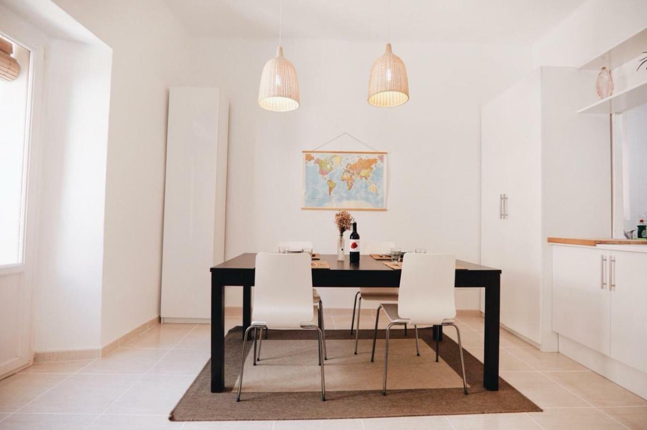 Amparito Apartment - Casc Antic Tarragona Buitenkant foto