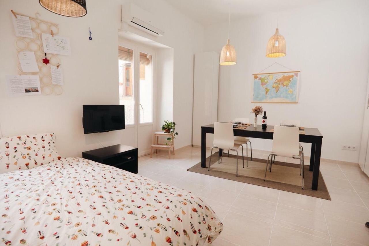 Amparito Apartment - Casc Antic Tarragona Buitenkant foto